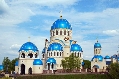 Fascinating blue domes of Russian